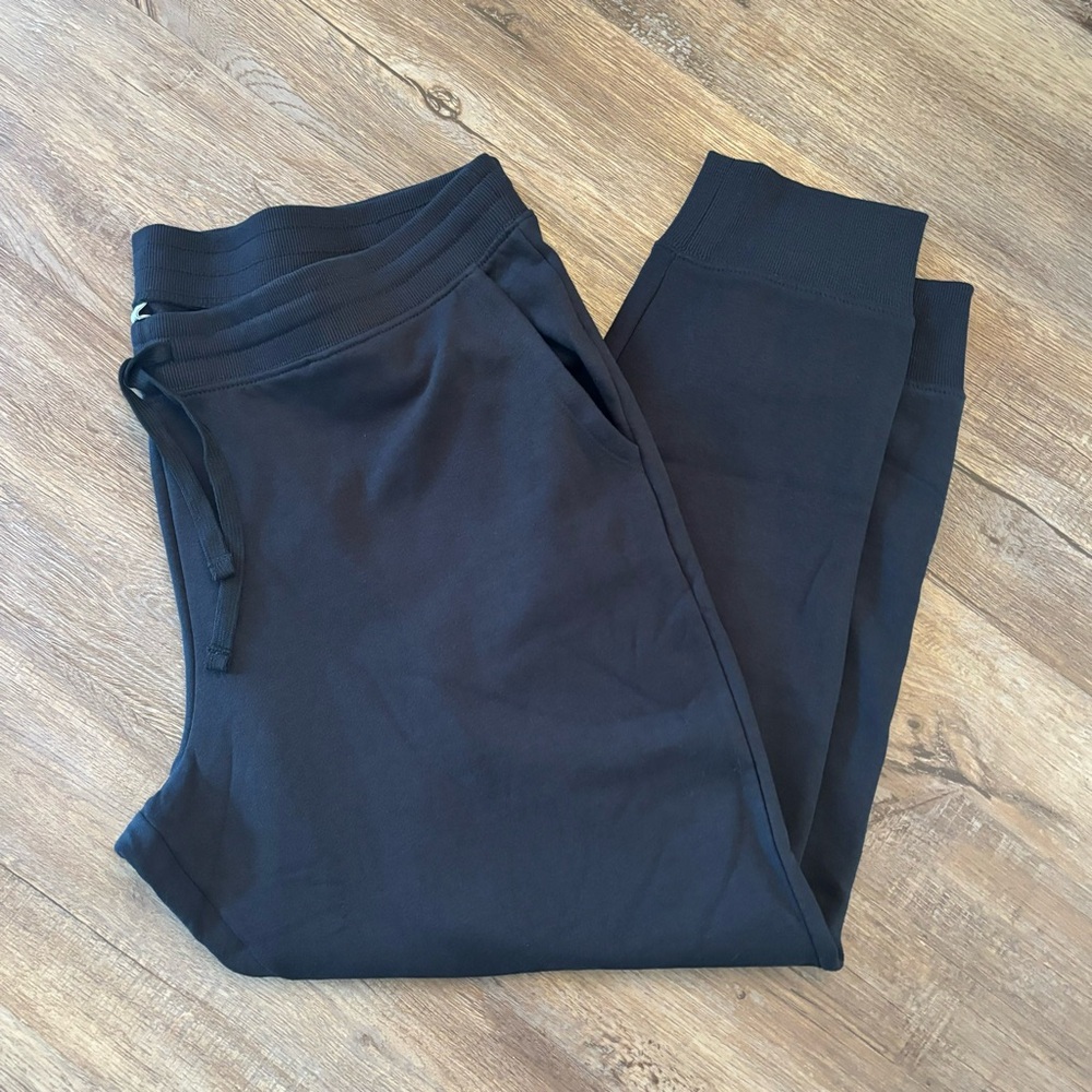 Amazon Essentials Basic Black Drawstring Joggers Womens Size XLarge